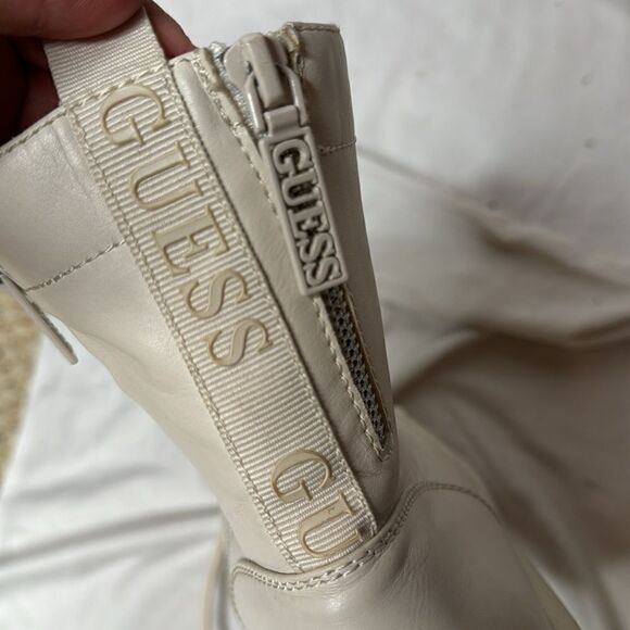 Guess Gwfornia Chunky Ivory Combat Boots. Size 9. - Picture 12 of 12